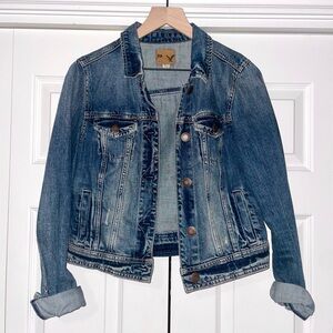 Classic American Eagle Denim Jacket